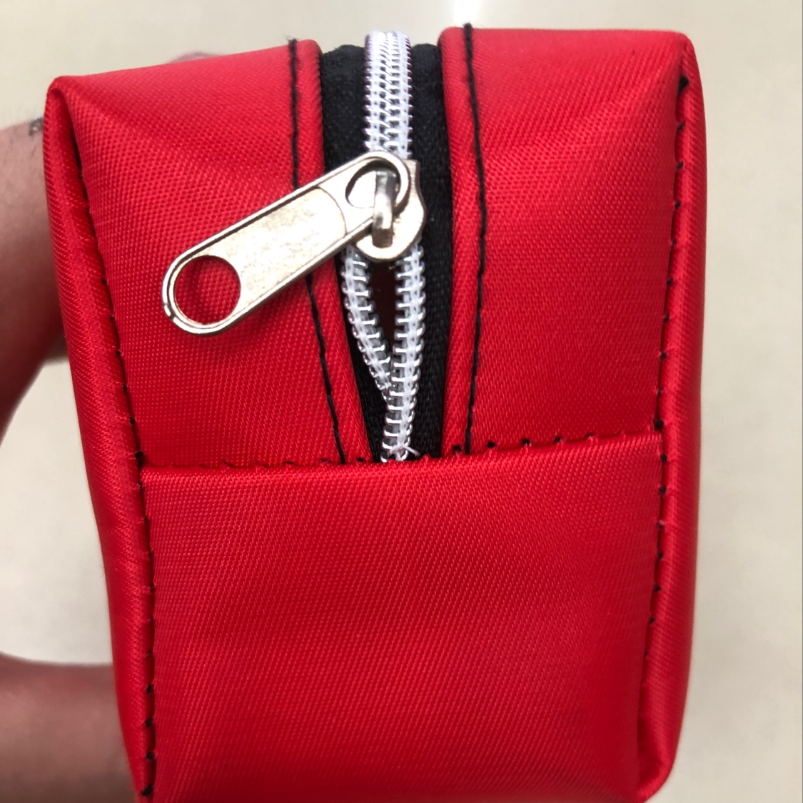 Red Stationery Case Pen Case Application Scenario