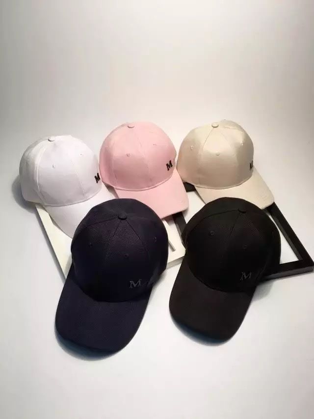 South Korean version of the baseball cap female spring and summer black M label cap travel leisure sun hat cap Application Scenario
