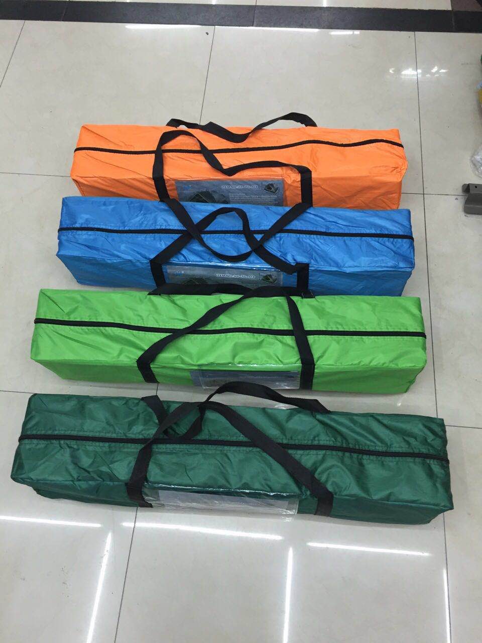 Outdoor camping fully automatic 4-person double-layer and double-door tents are available for wholesale or customization Item Picture
