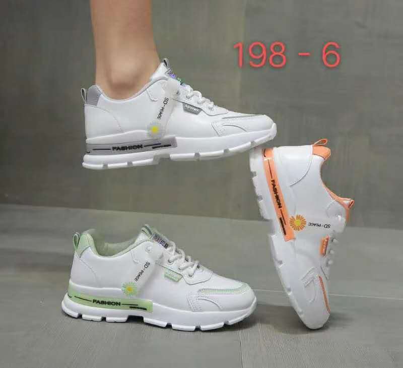Wholesale of fashionable men's and women's sports shoes and casual shoes for foreign trade. The latest and most fashionable casual sports shoes with mesh surface, i407