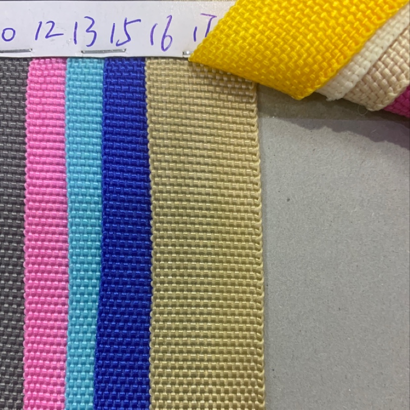 Factory direct sales of hot-selling new woven leather products ranging from 1 cm to 8 cm. Large stock of high, medium and low-end bags, sofas, shoes and fabric in 16 # color details Picture