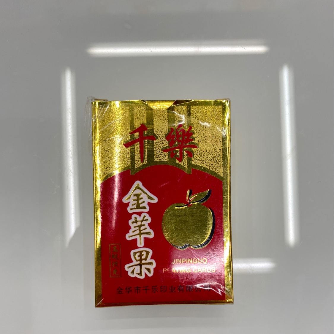 Qianlojin Apple 627 Poker Manufacturers Direct Wholesale And Retail Application Scenario
