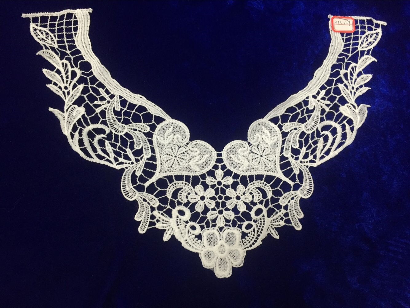 Computer embroidery details Picture