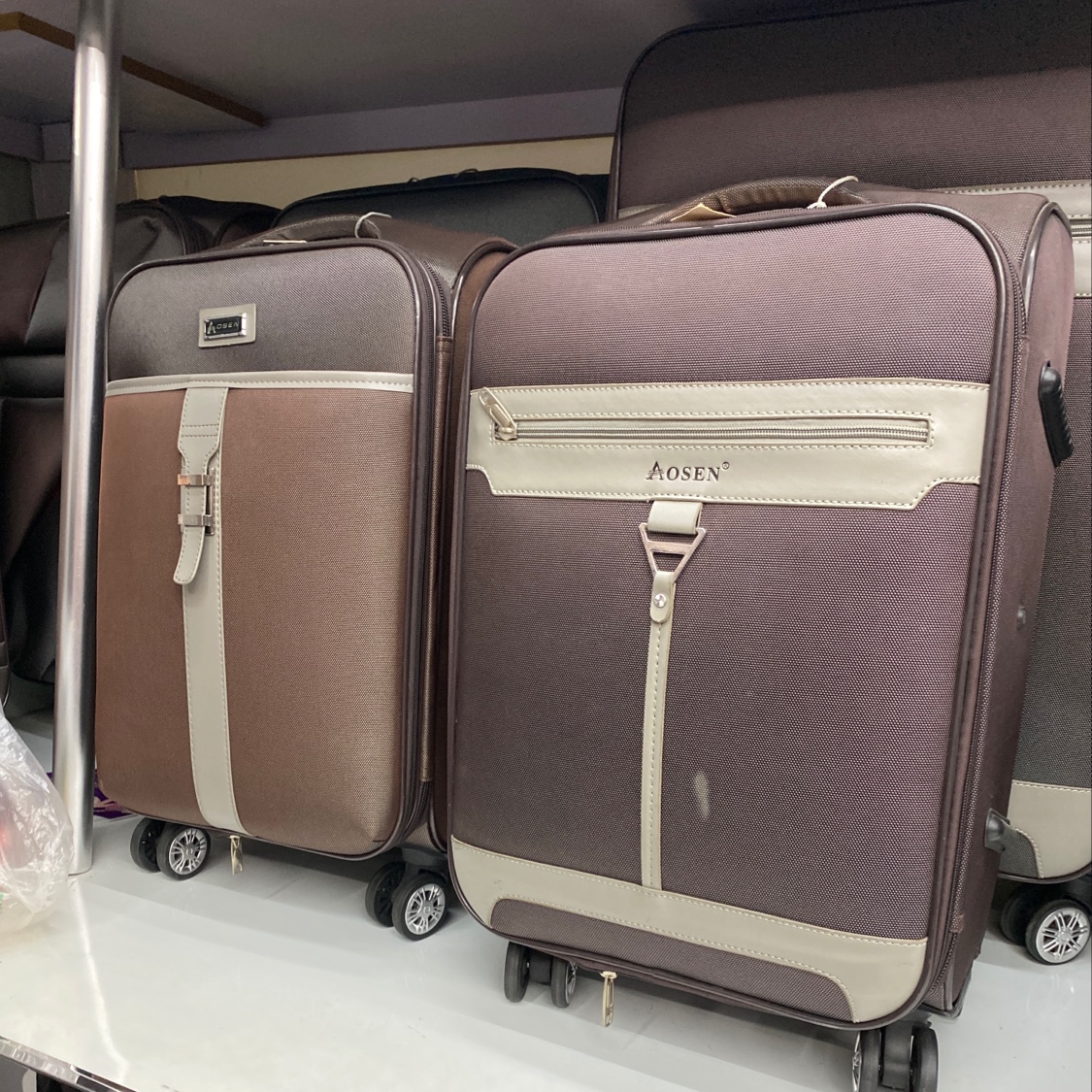 布料拉杆箱产品图