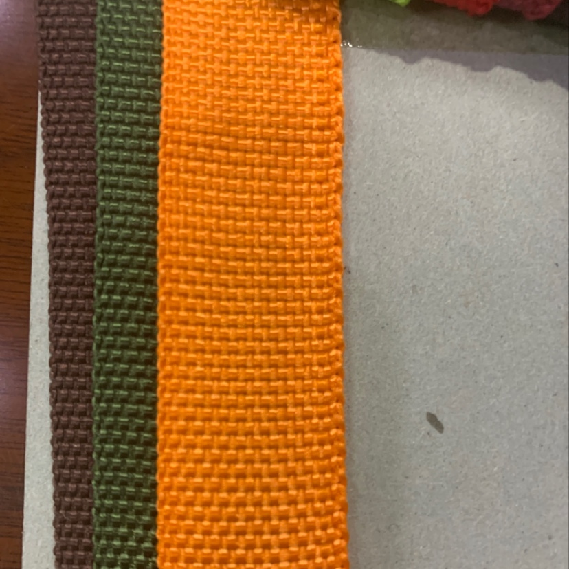 Factory direct sales of hot-selling new woven leather products ranging from 1 cm to 8 cm. Large stock of high, medium and low-end bags, sofas, shoes, and fabric materials in color 3 details Picture