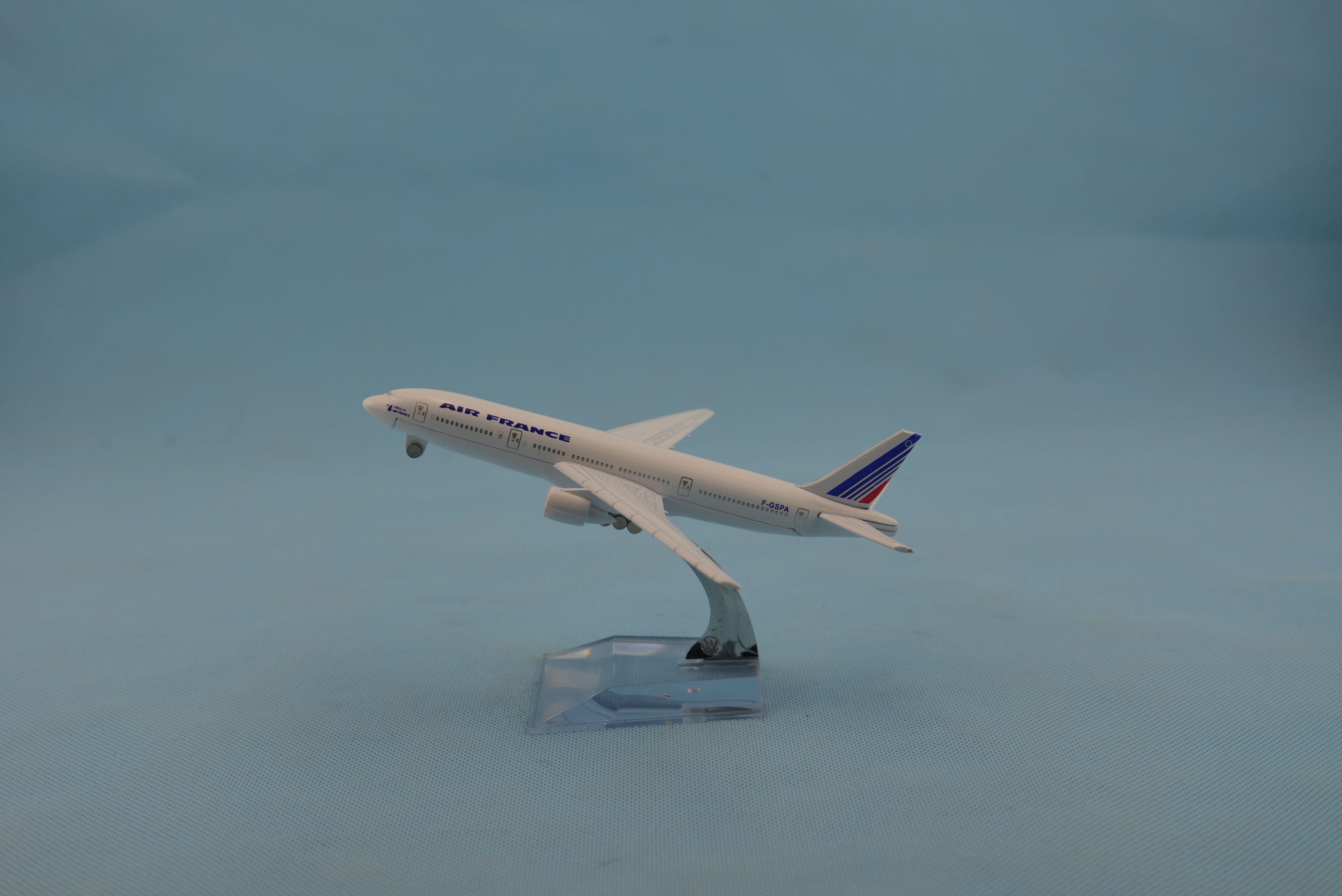 Aircraft model (16CM Air France B777) Metal aircraft model alloy aircraft model