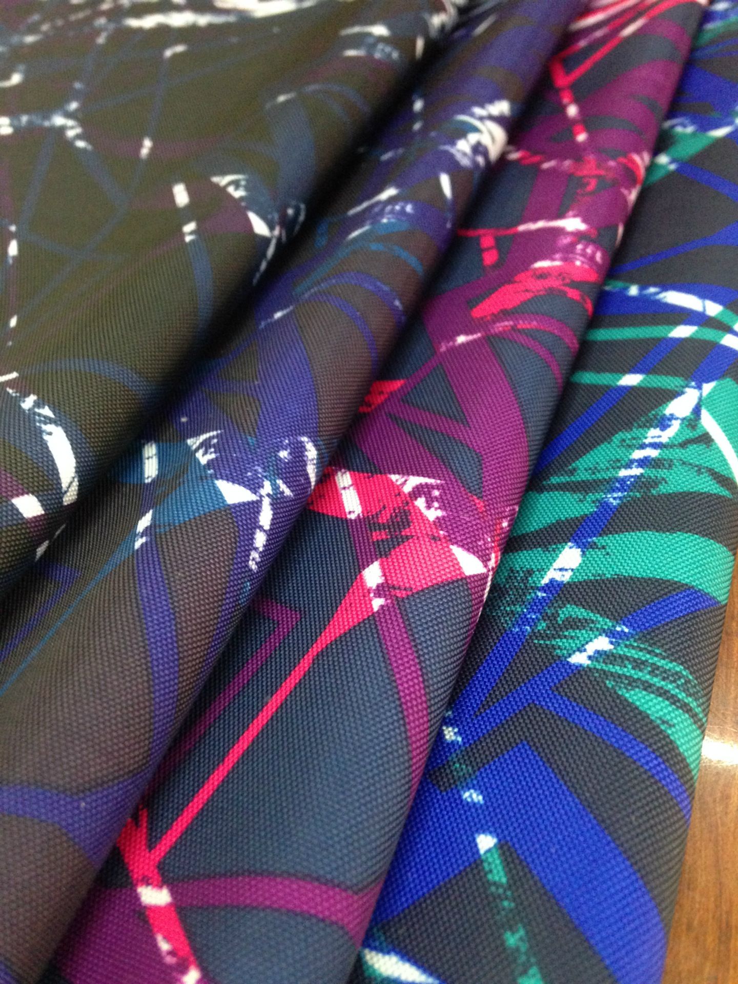 书包面料牛津布印花400d 高密度牛津布印花 三色彩条详情图2