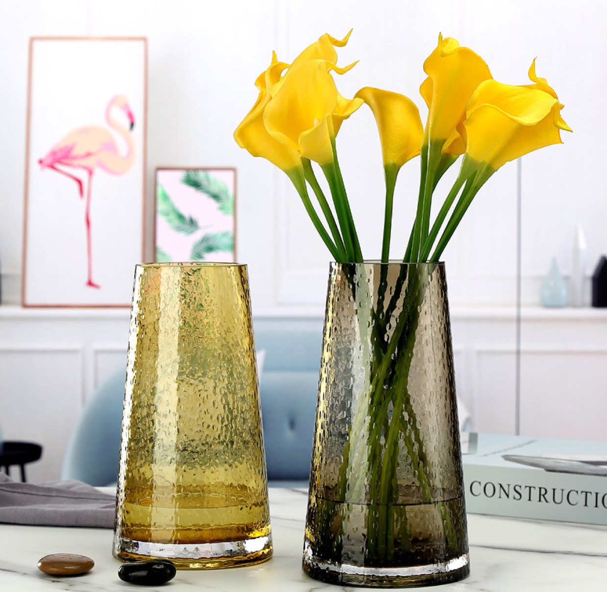 LW1326 厂家新款人工吹制 色料玻璃花瓶简约现代玻璃花瓶透明插花瓶北欧美式客厅餐桌轻奢家居装饰品摆件 批发