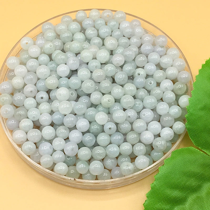 Jade 6-millimeter round beads with a light green color Specification image