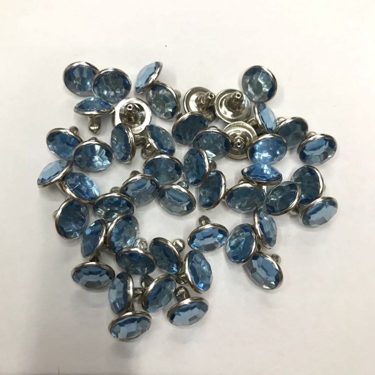 We supply a wide range of pipe drills, impact nails, cap nails, rivets, and auxiliary materials and accessories in stock