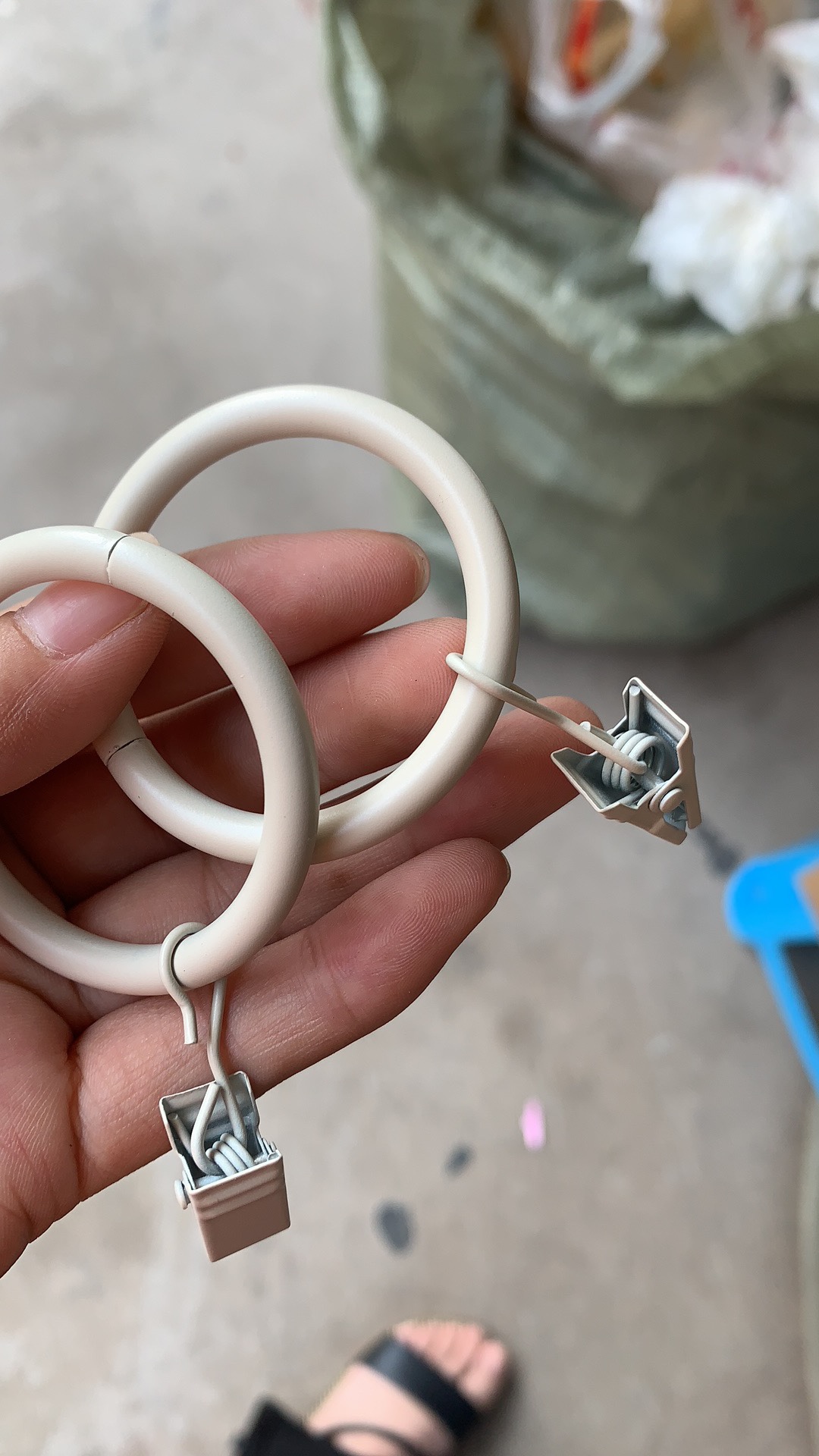 金属窗帘夹细节图