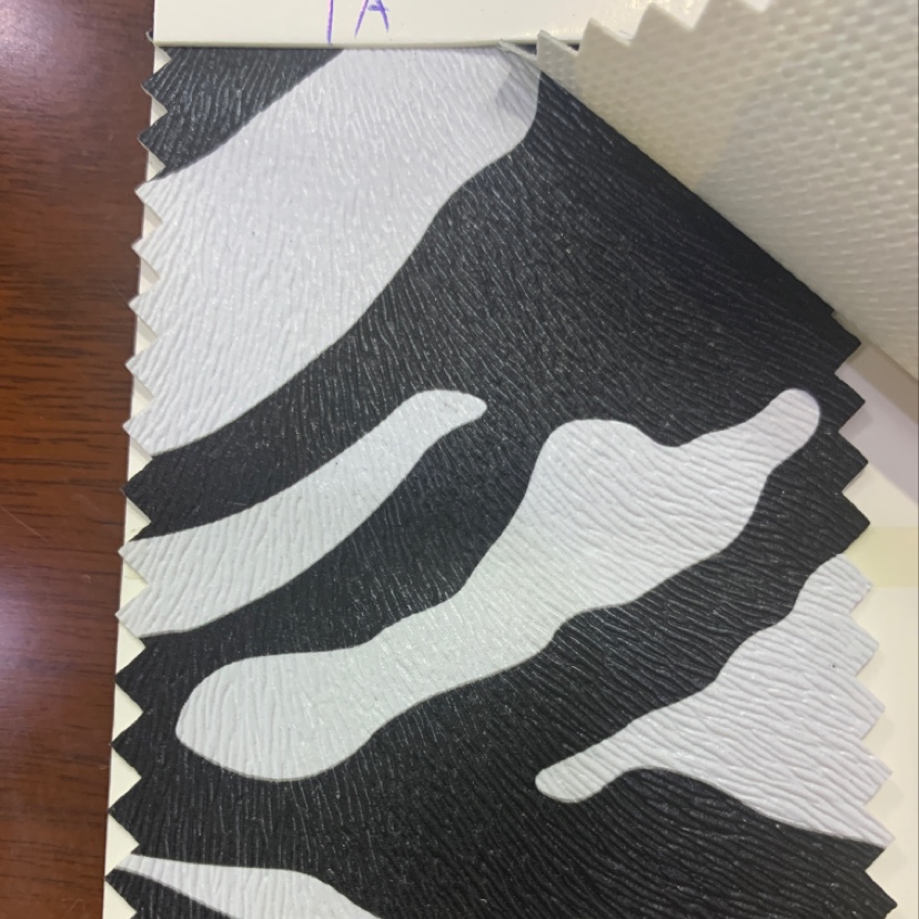 厂家直销热销新款PVC印大斑马皮革大量现货高中低档箱包沙发鞋材面料1A产品图