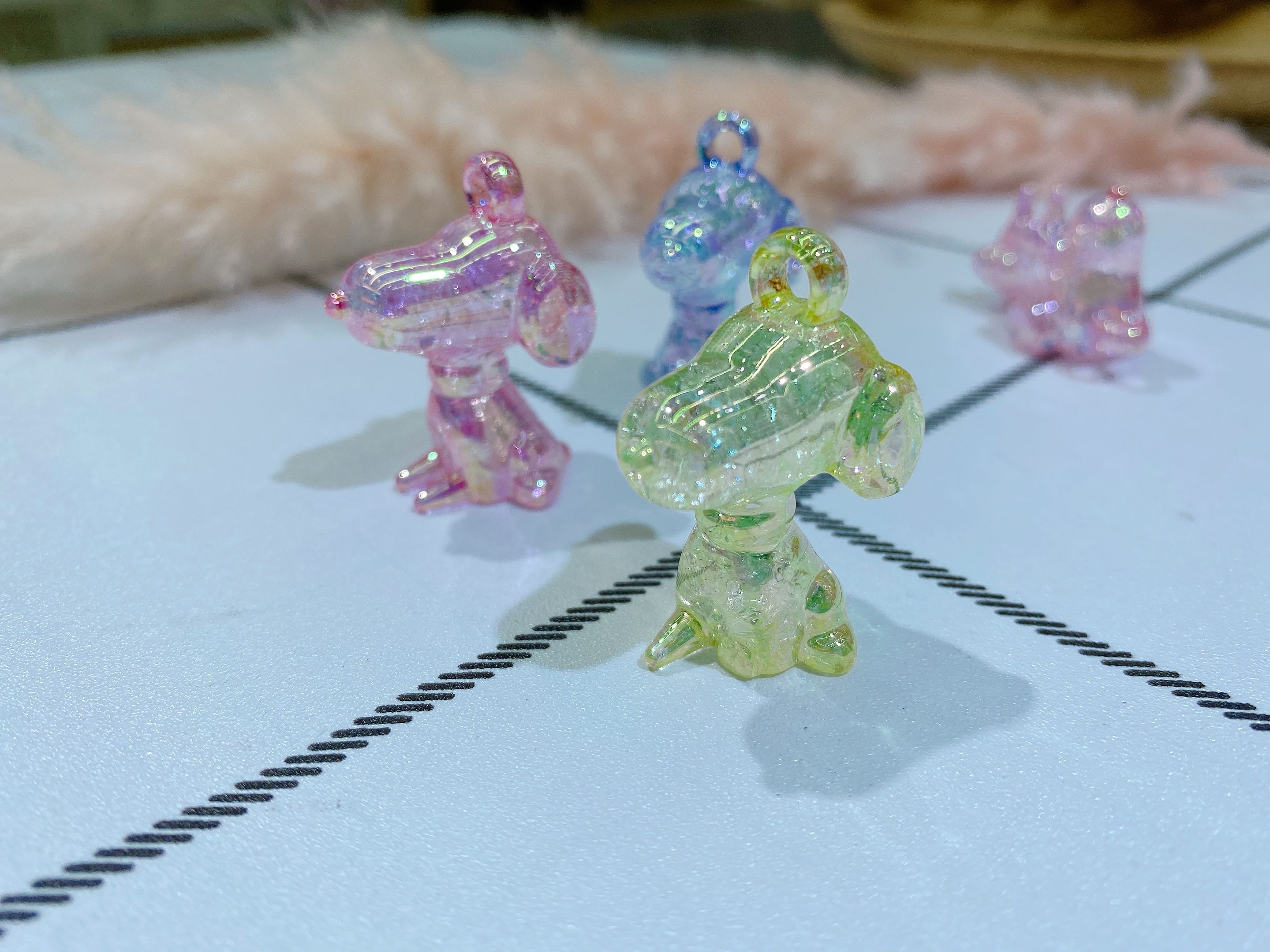 Acrylic lifting hole Snoopy colorful pendant accessories