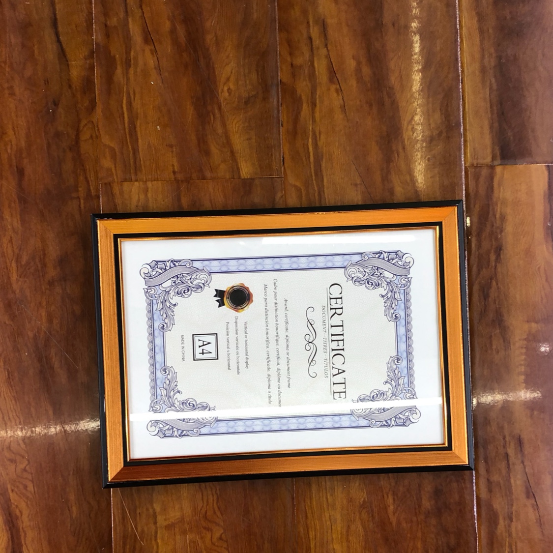 A4PS发泡相框墙图