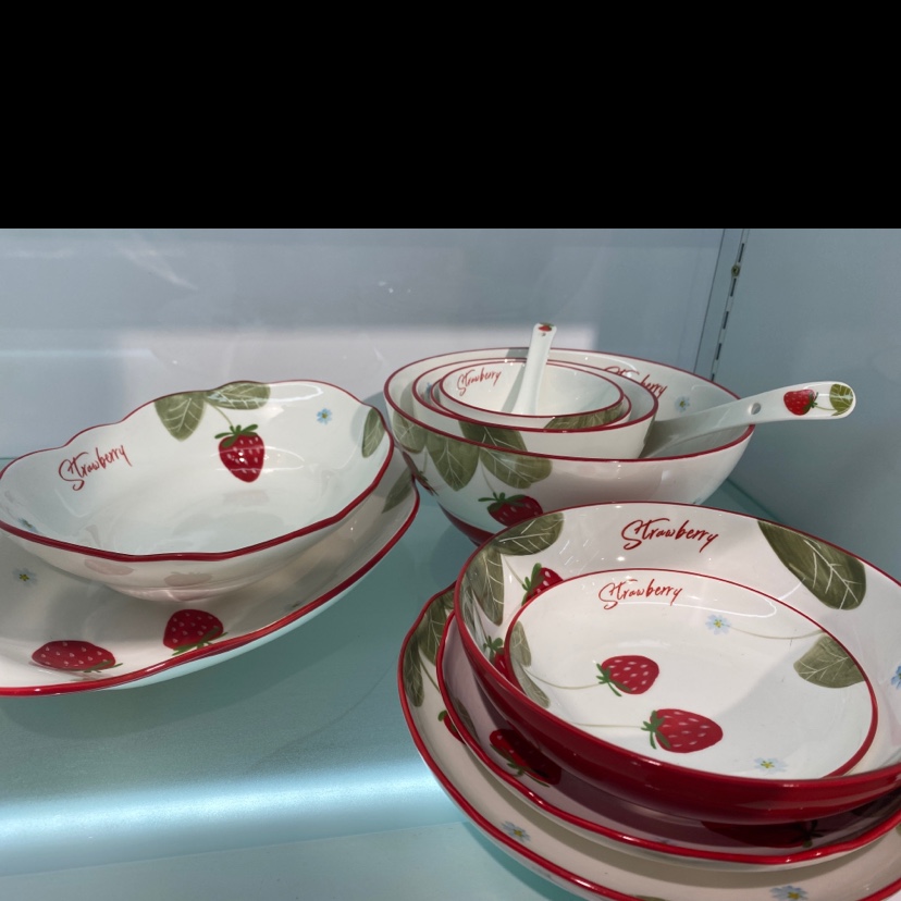 Strawberry ceramic tableware set small fresh tableware thumbnail