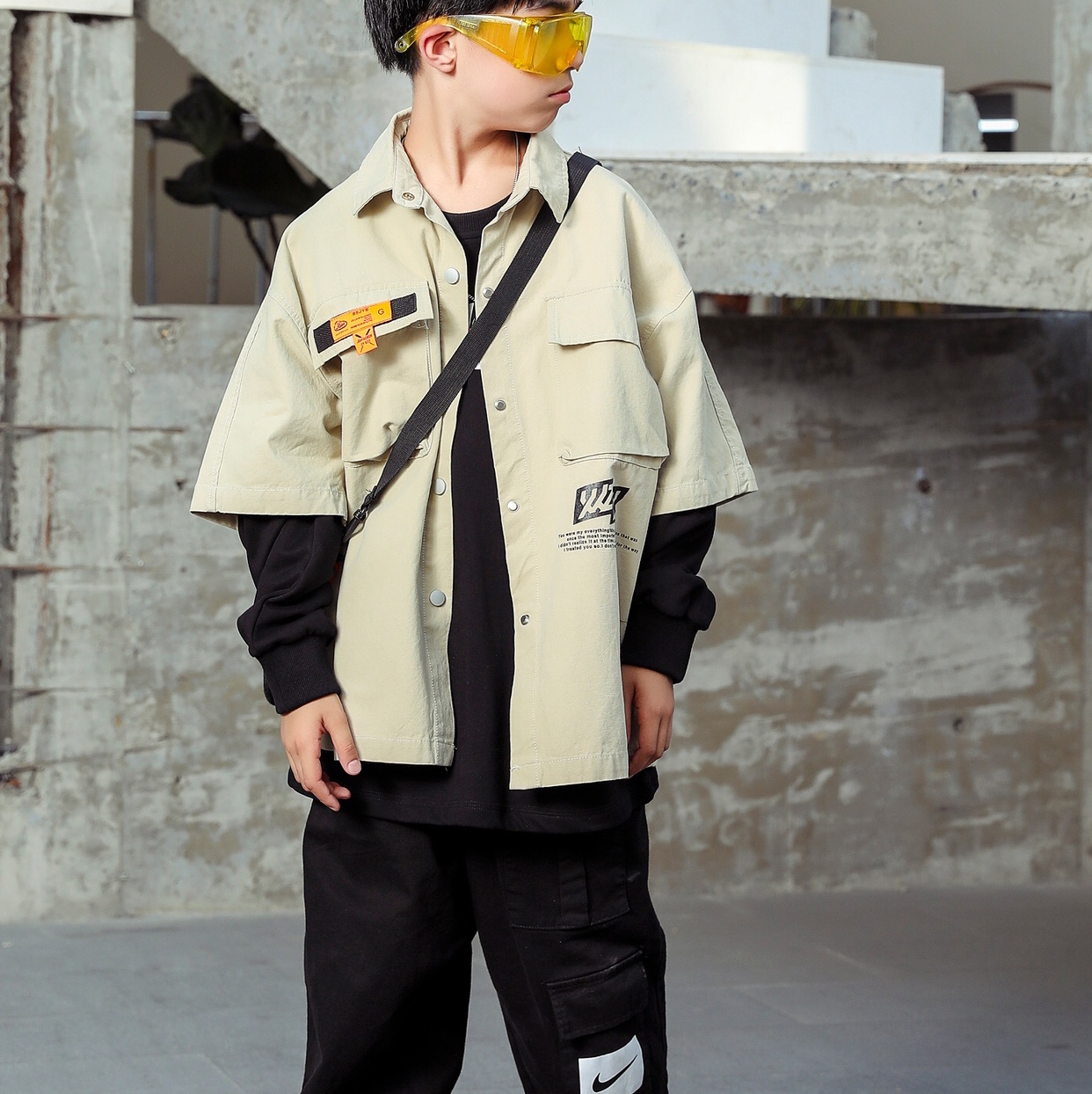 The new two-piece denim set from Datong Xiaoling is now available