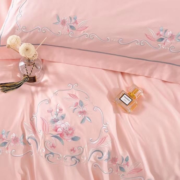 2020    新款【高密臻品】60长绒棉绣花四件套详情图8