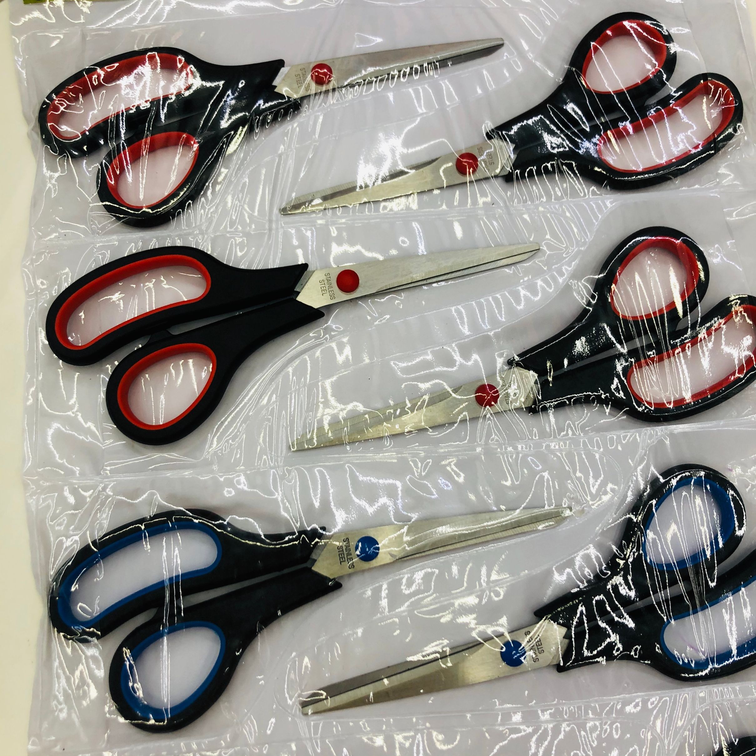 8 "row bag plastic rubber shears