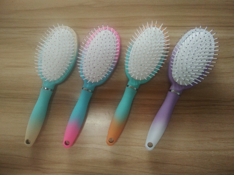 6851-066 color-changing comb