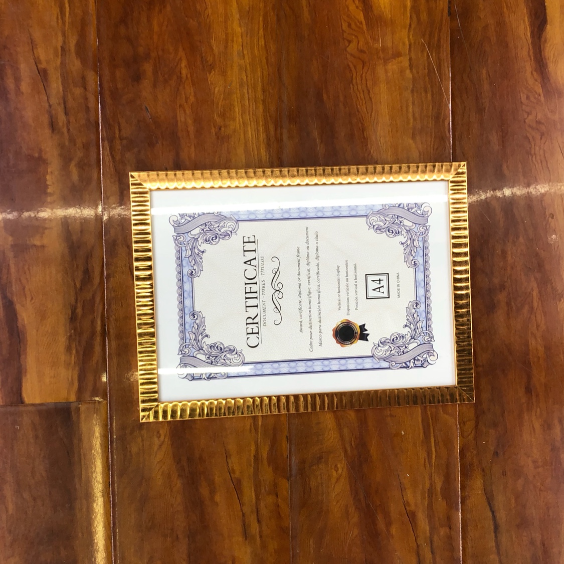 A4发泡相框证件图