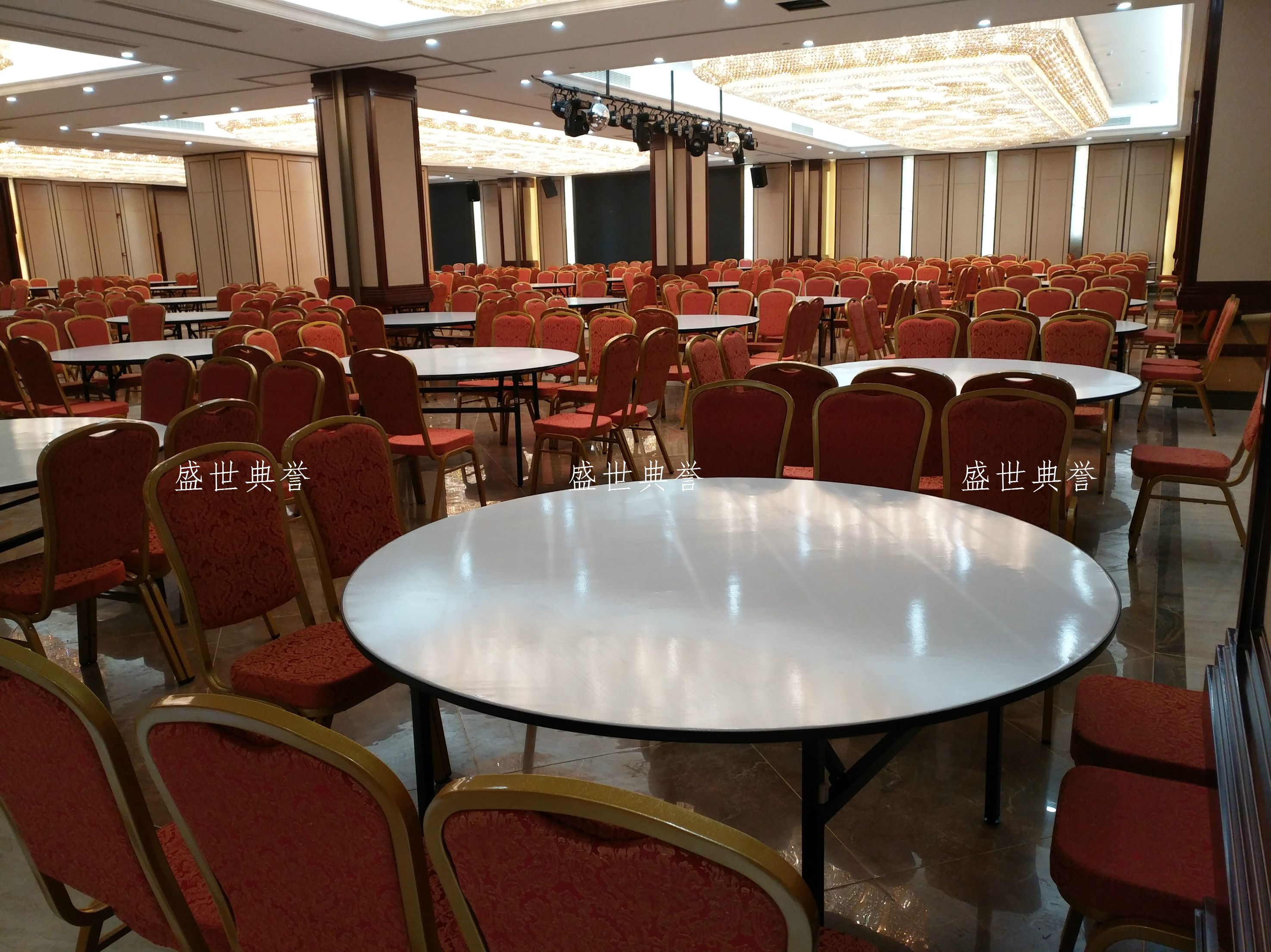 Custom-made banquet tables and chairs for star hotels in Nanjing, banquet halls, conference centers, wedding banquets, and metal steel chairs detail image 5