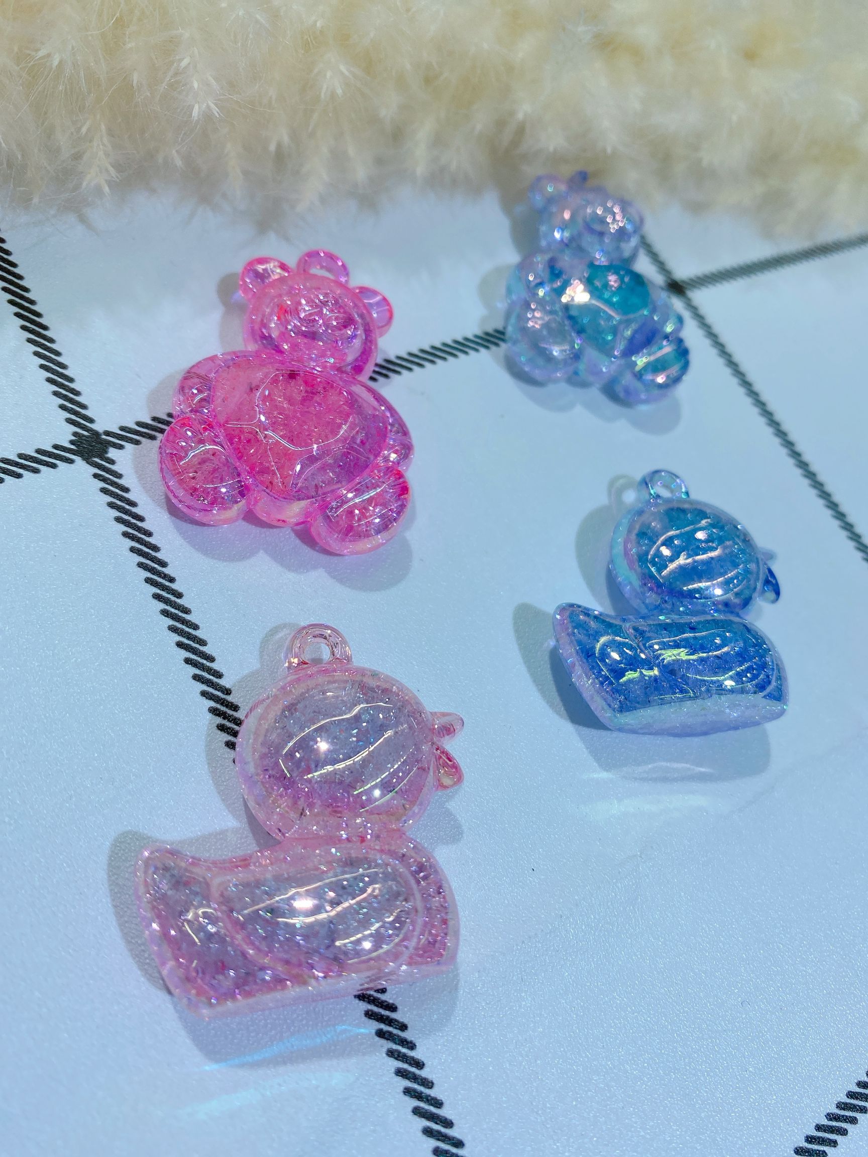 亚克力吊孔 组 合 动物七彩挂件 饰品配件