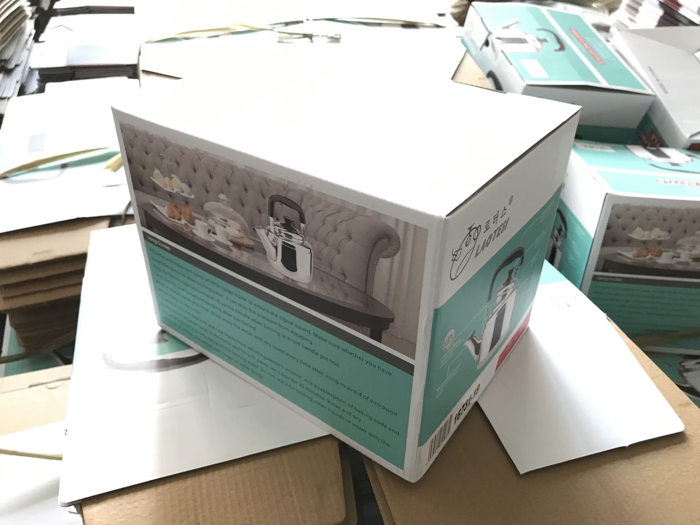 不锈钢水壶细节图