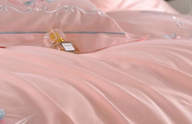 2020    新款【高密臻品】60长绒棉绣花四件套详情图6