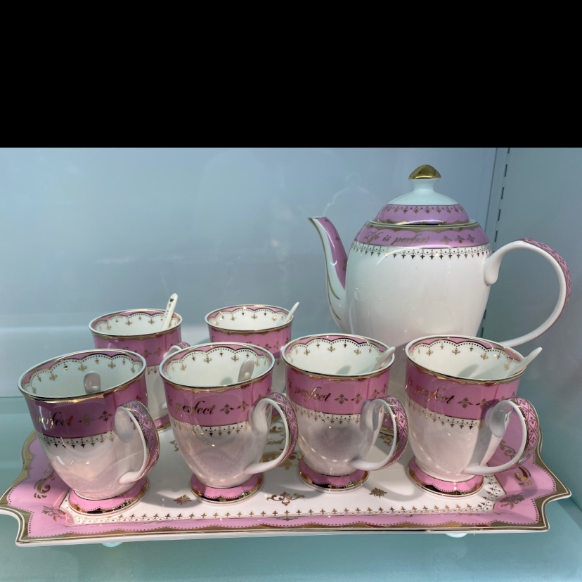 Ceramic English tea set with spoon