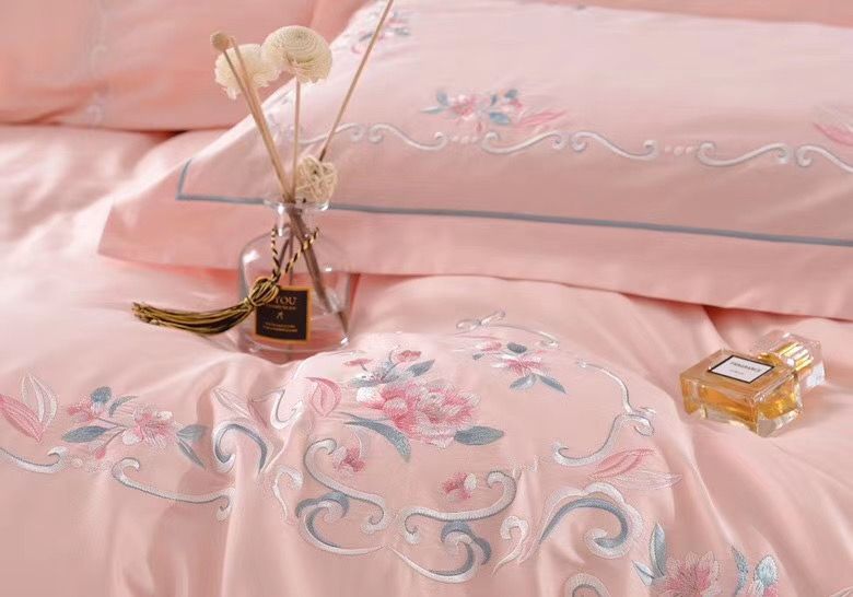 2020    新款【高密臻品】60长绒棉绣花四件套详情图4