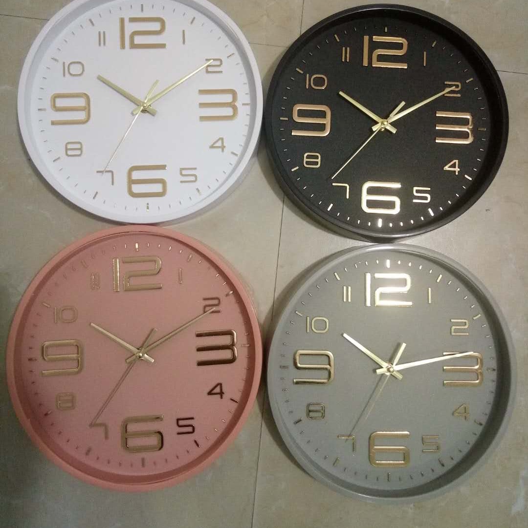 30CM round simple clock