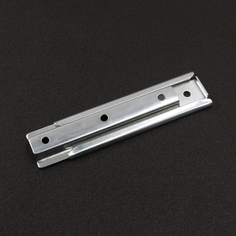 13cm thin sofa buckles, sofa connection parts, straight buckle pins, sofa fixing buckles, furniture hardware accessories Application Scenario