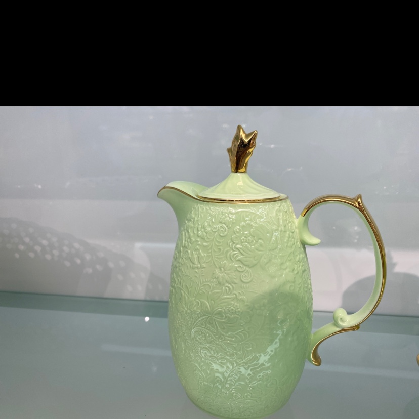 ثمانية أطقم شاي خزفية خزفية من بنوم بنه Specification image