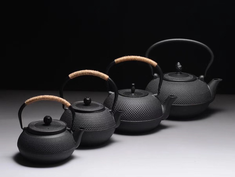 Manufacturers Direct Sales Of Various Models And Sizes Of Particles Iron Pot Tea Set Iron Pot Arrangement Teapot Iron Pot Set details Picture