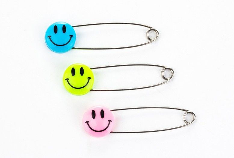 卡卡五金 5259吸塑包装笑脸不锈钢别针大号百元店小包装货源详情图3