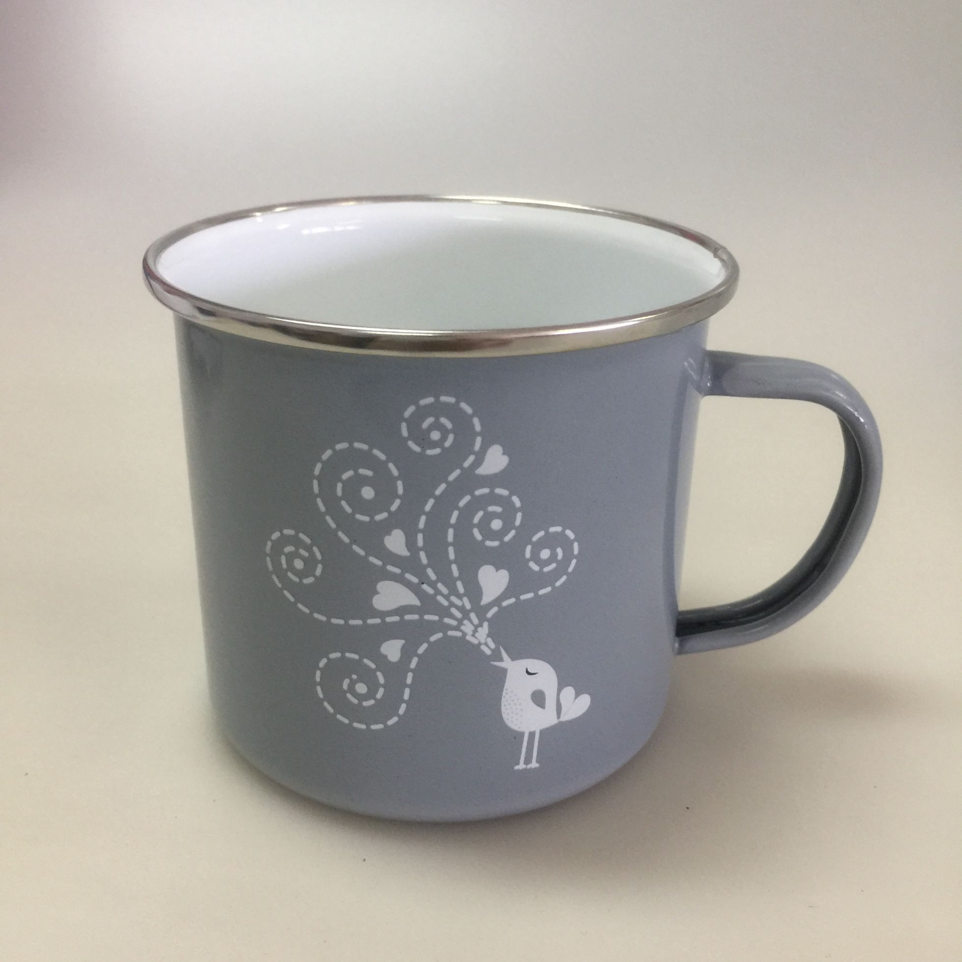 8cm 搪瓷口杯 不锈钢包边 贴花口杯细节图