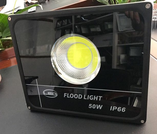 Manufacturers direct LED super bright outdoor lighting project headlamp projection lamp waterproof outdoor basketball court spotlights thumbnail