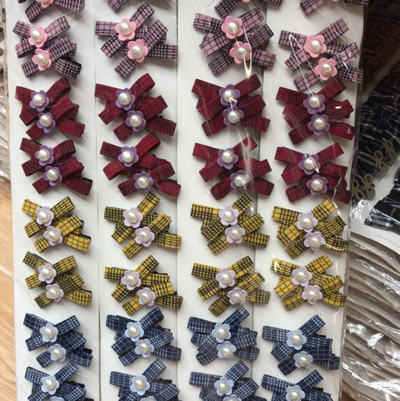 Korean version of the crossover pearl floret clamp