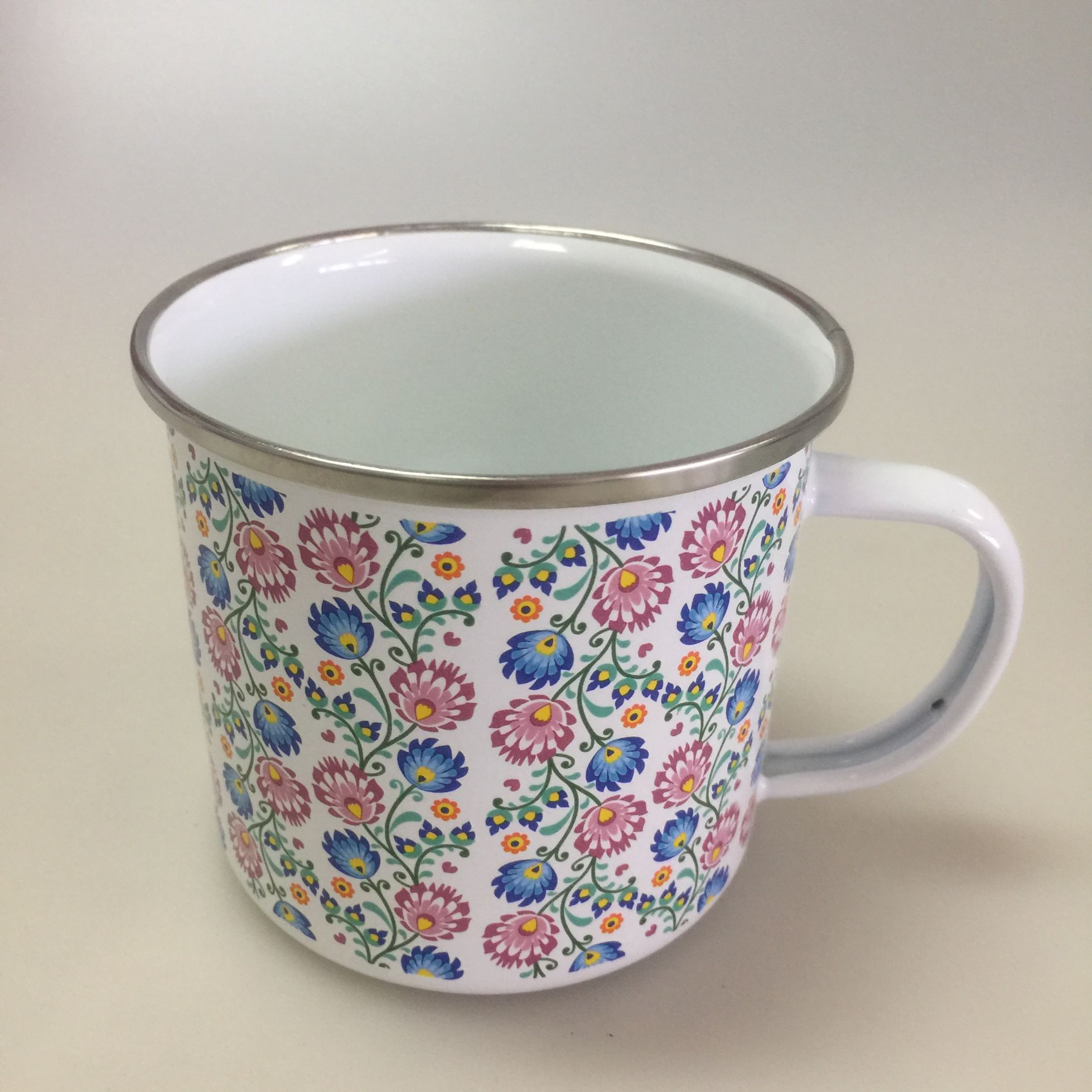 8cm 搪瓷口杯 不锈钢包边 贴花口杯产品图