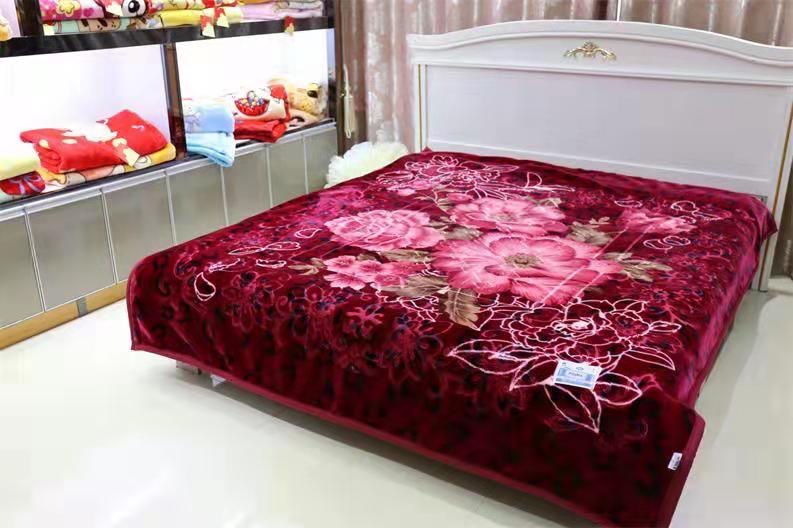 2021 Factory Direct Sales New Wholesale 3Kg-8Kg Double-Layer Blankets 14 details Picture
