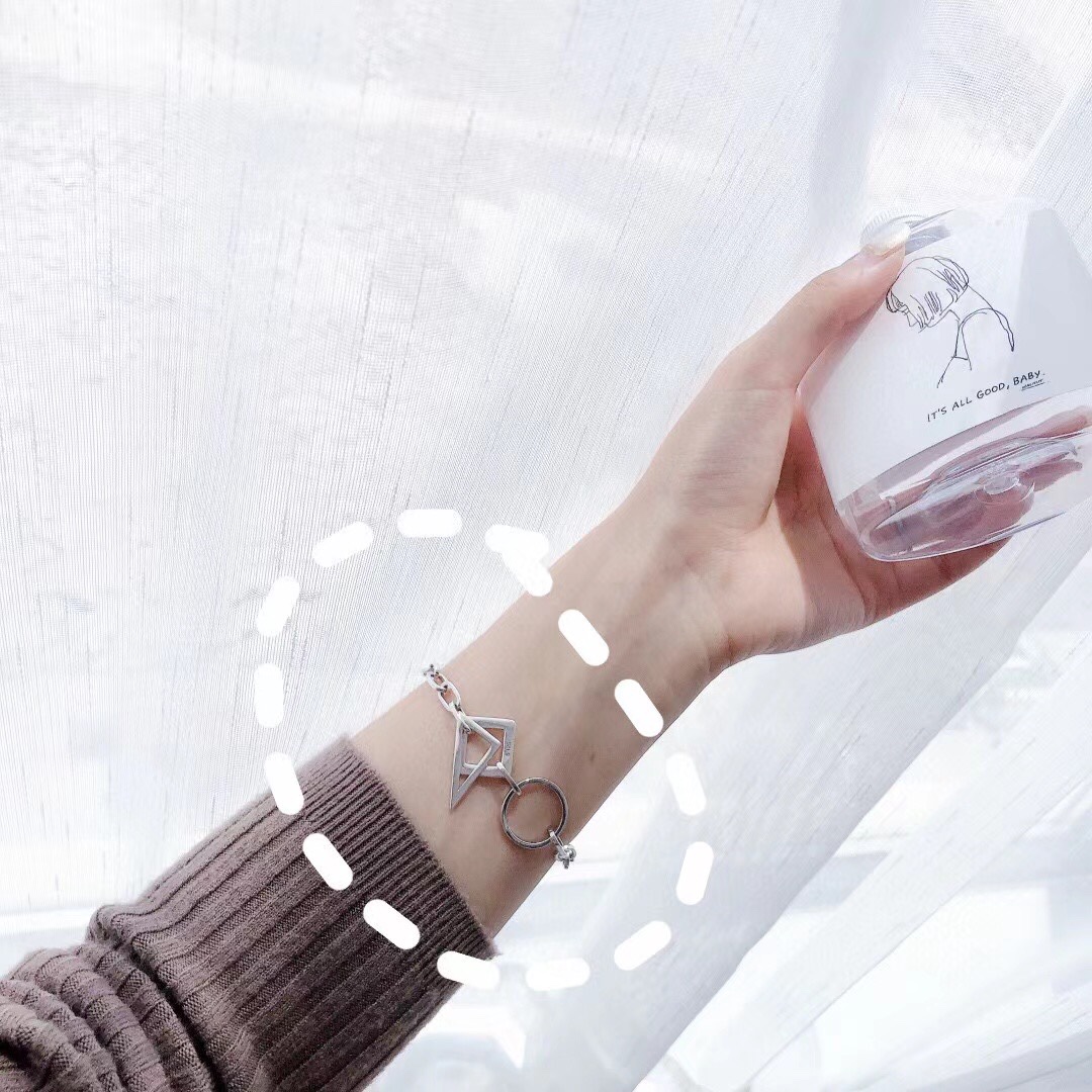 All-silver. Geometric bracelet...