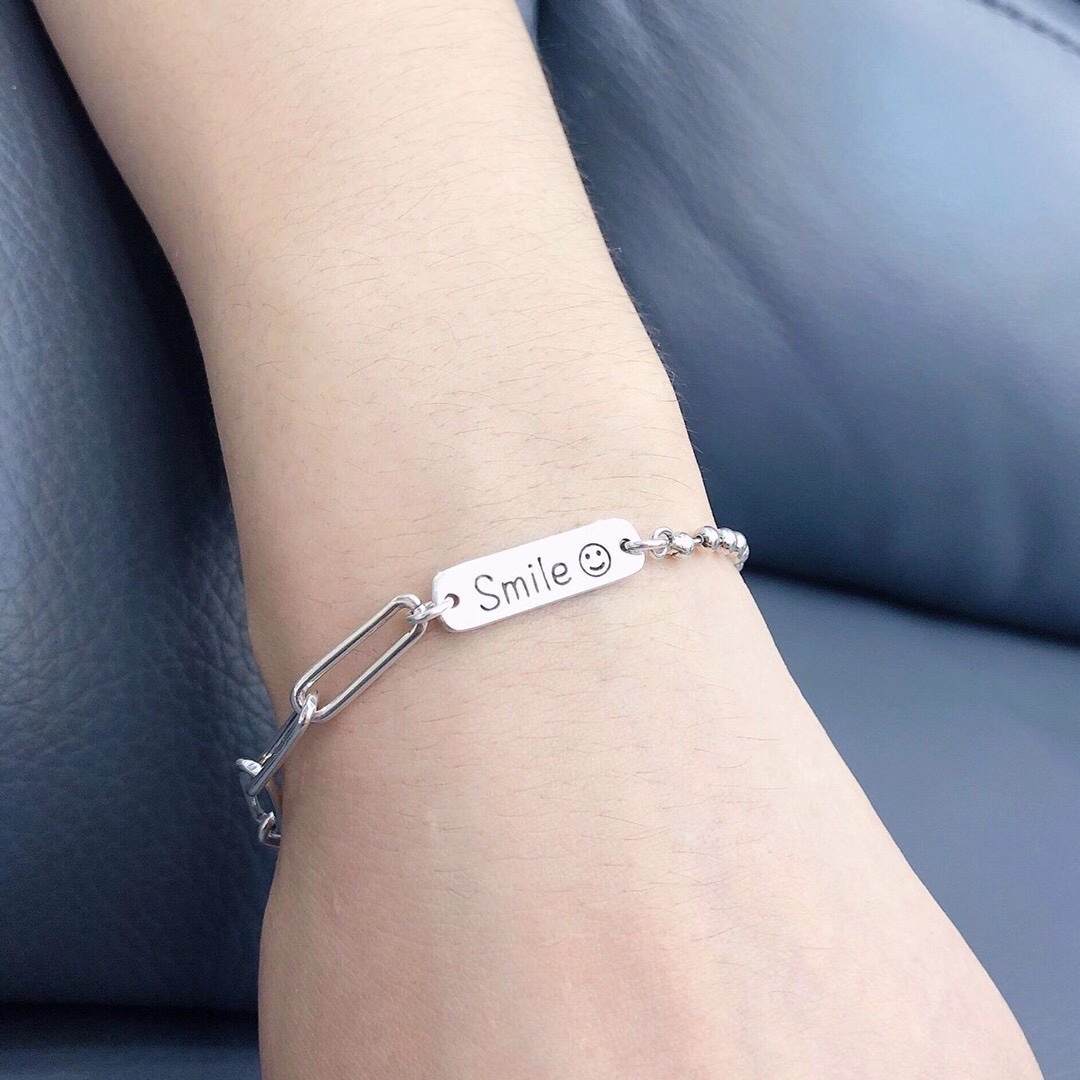 Pure silver all over. Smile bracelet...