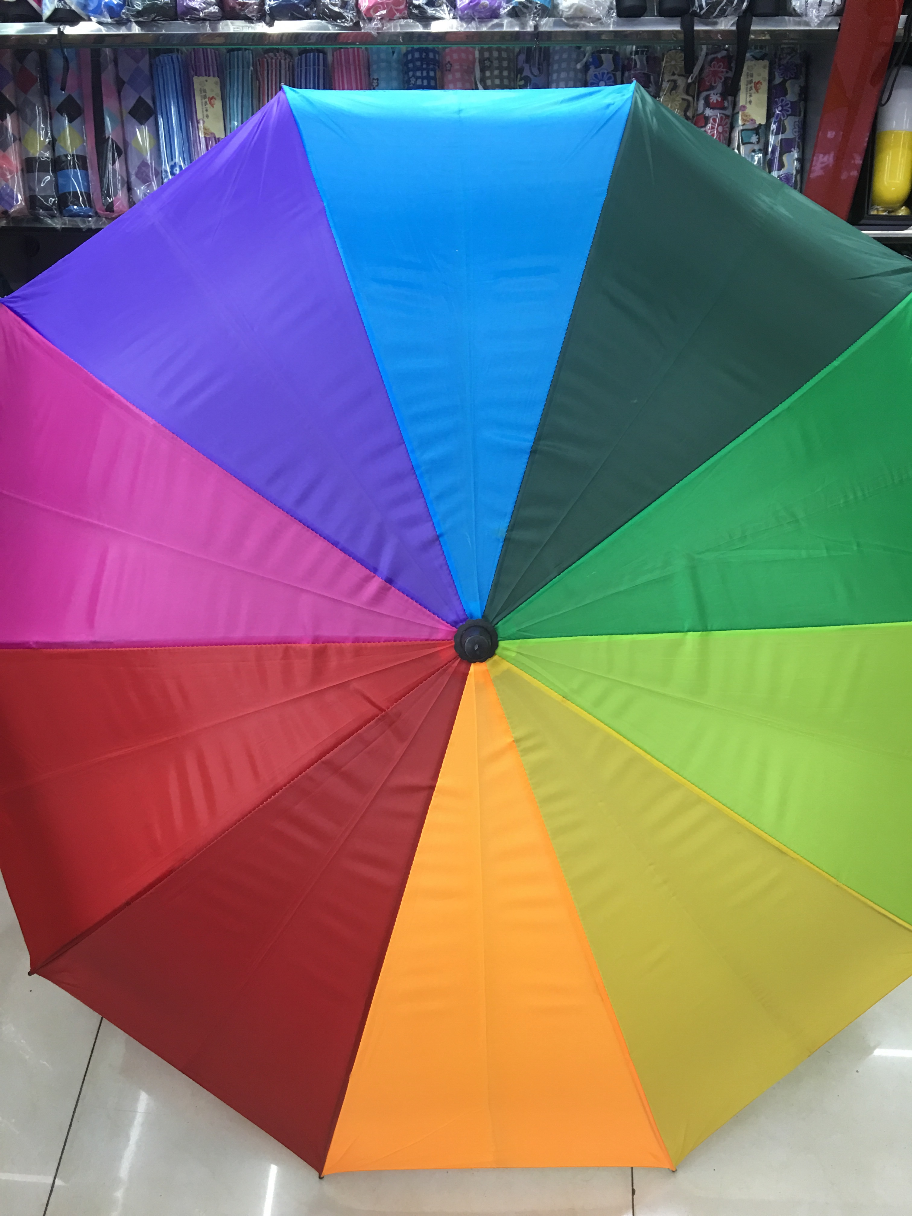 At 60 cm and 12k, a rainbow will bloom by itself when touched Specification image
