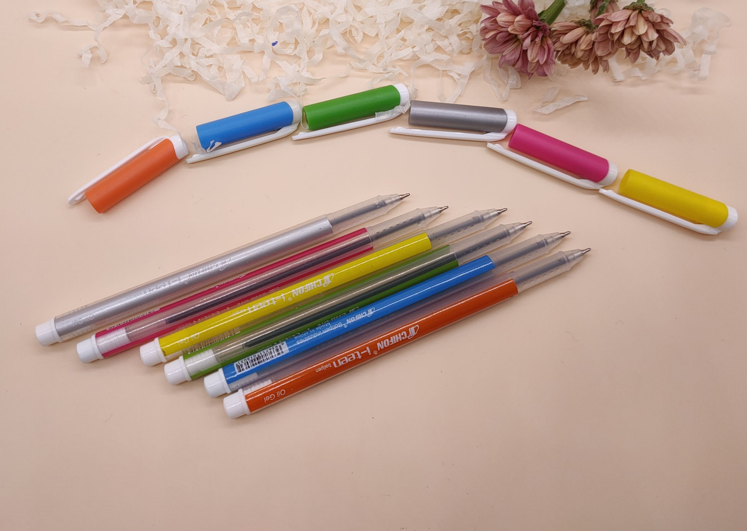 Office ballpoint pen smooth middle ink pen anti - leakage and anti - break color Item Picture