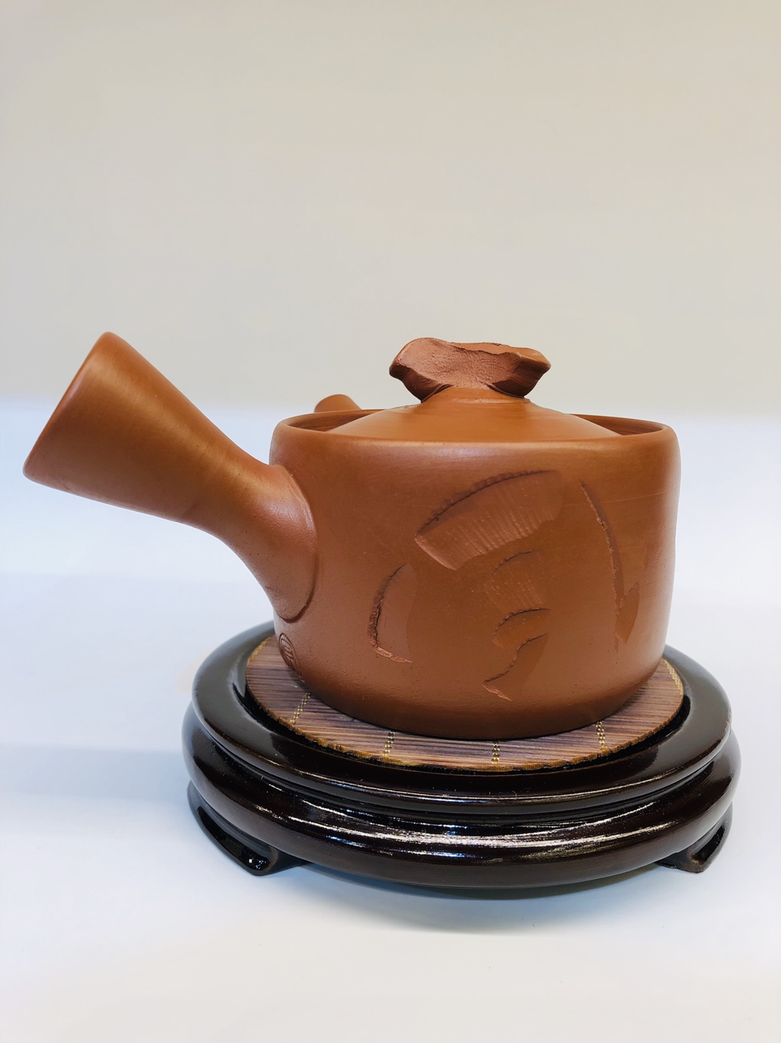 陶瓷工艺品实物图