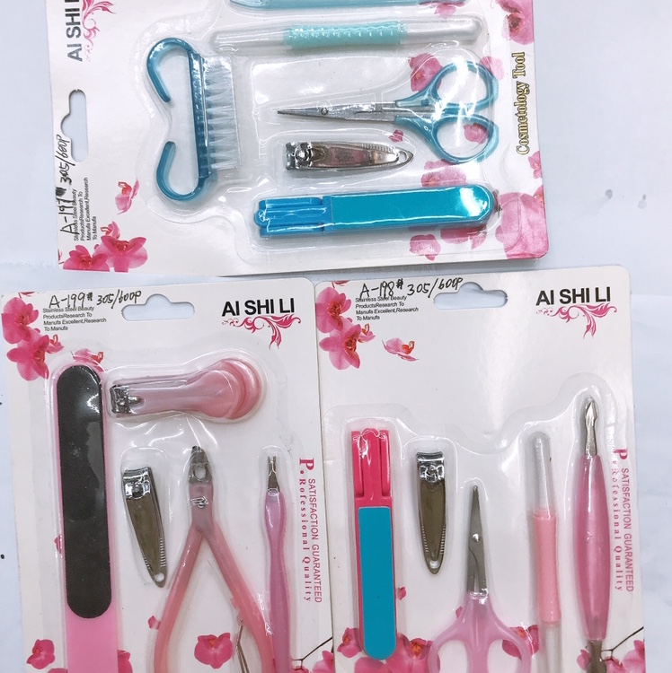 Hairdressing and manicure multi-piece tools can be customized