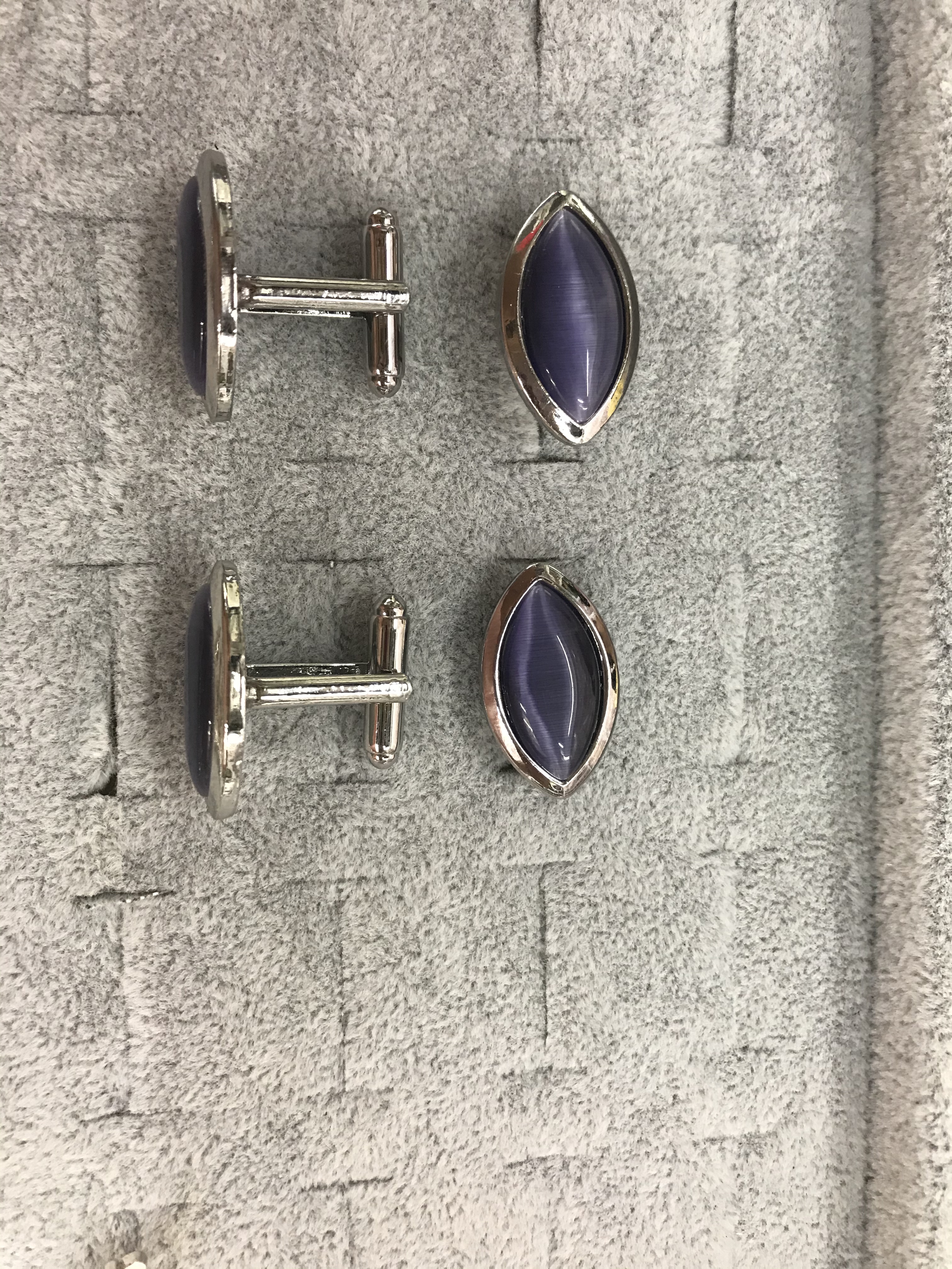 Cat's eye cufflinks details Picture