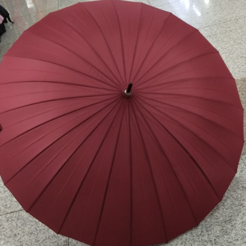 A 60-centimeter, 24-piece woven fabric umbrella
