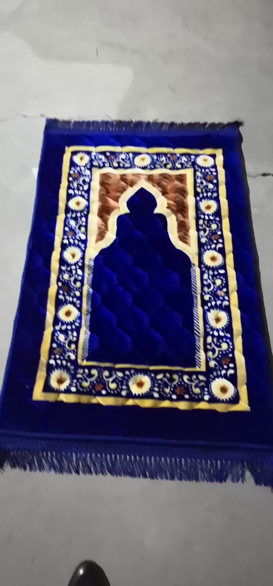 家丽百合床上用品穆斯林素色压花朝拜毯礼拜毯地毯详情图8