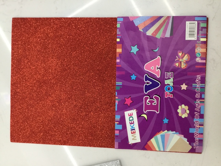 Bright red gold sponge thumbnail